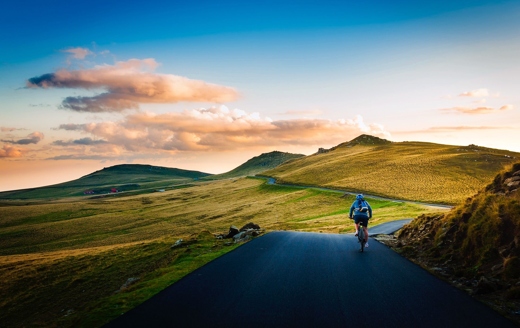 Cyclist on a mountain road